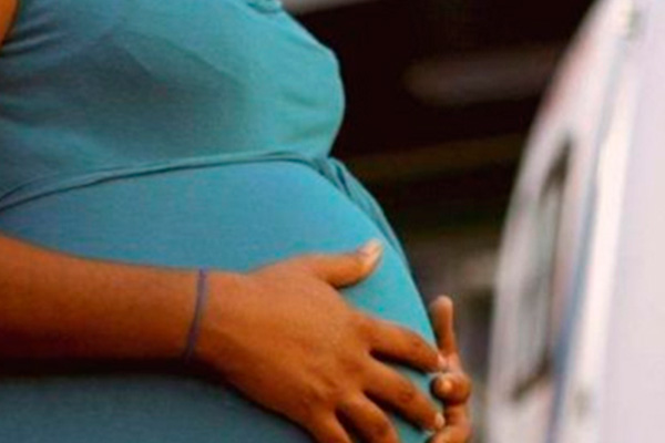 Retrocessos na legislação trabalhista afetam mulheres gravidas