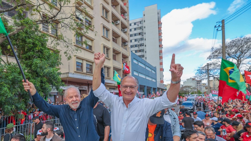 Lula-e-ALckimin-vitoria